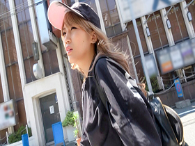 半中半外半彼女　カレンちゃん　サンプル画像02